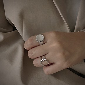 [반지] R-0073 루코나 라인 매듭 반지