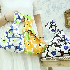 [제주굿즈] JiM135 동백꽃 패턴 패셔너블 손가방